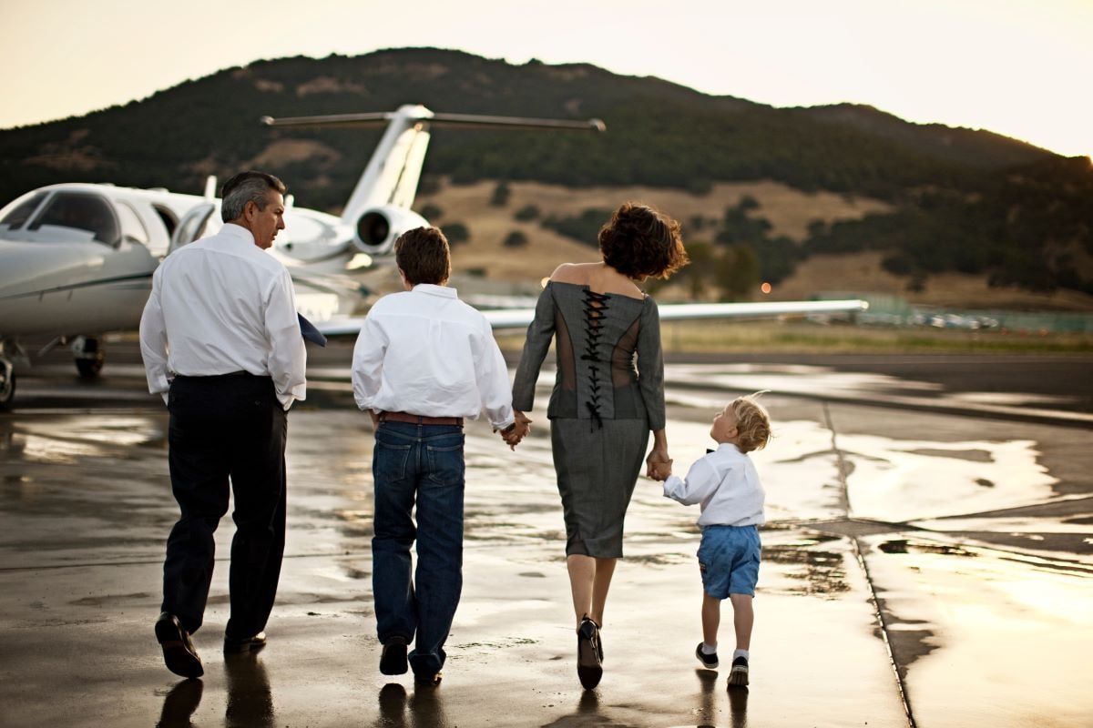 How private jet hire can make Christmas extra special for families