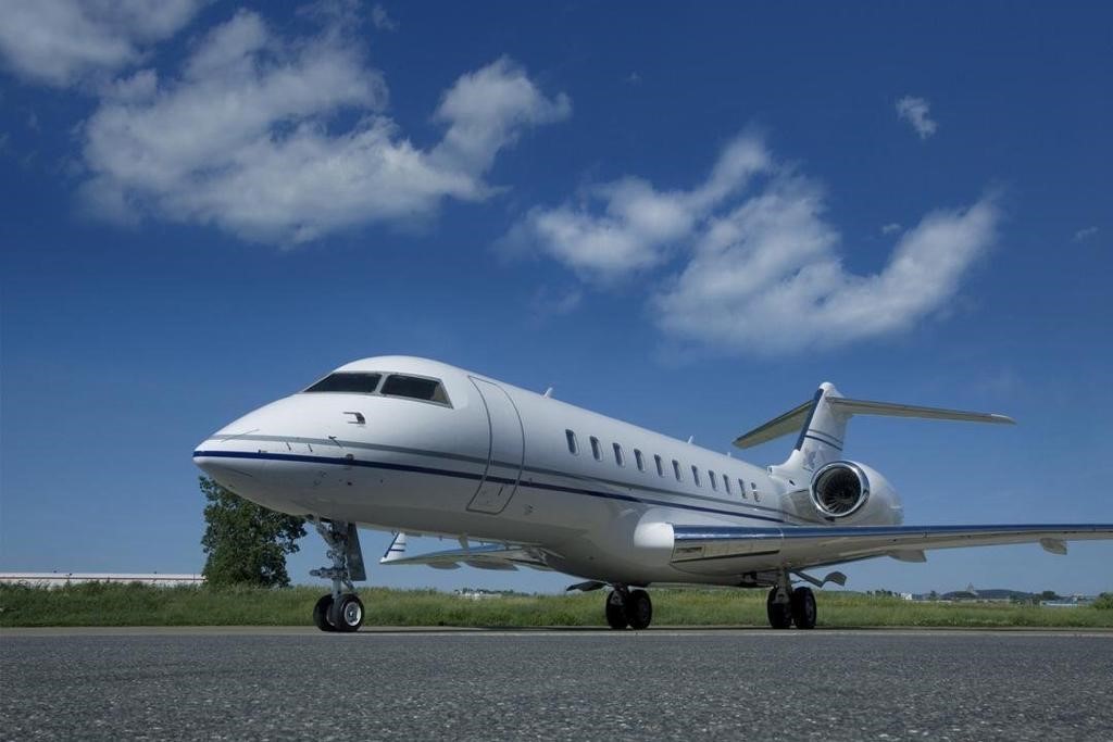 Bombardier Global 5000 - Skyllence